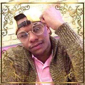 Meet your Posher, Cortney