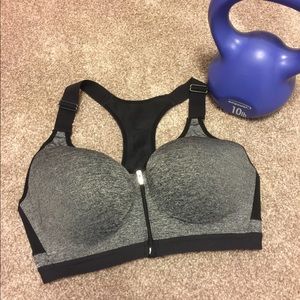 VSX 36DD zip front sports bra