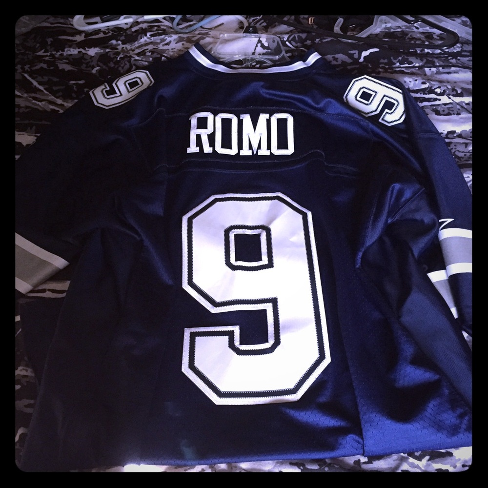 Romo jersey