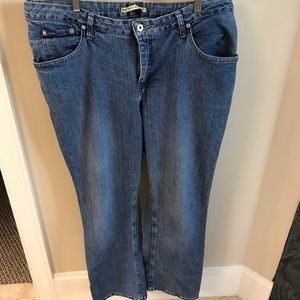Women’s jeans