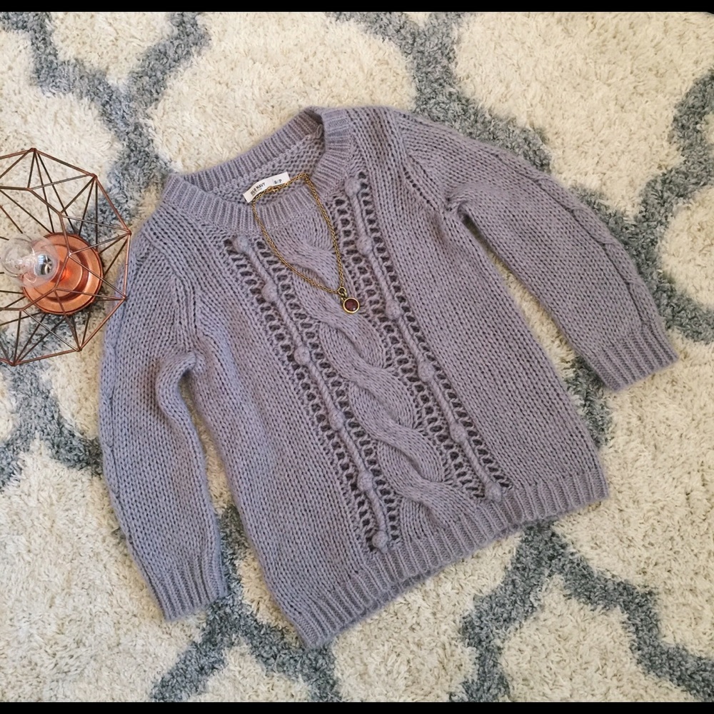 Old navy sweater