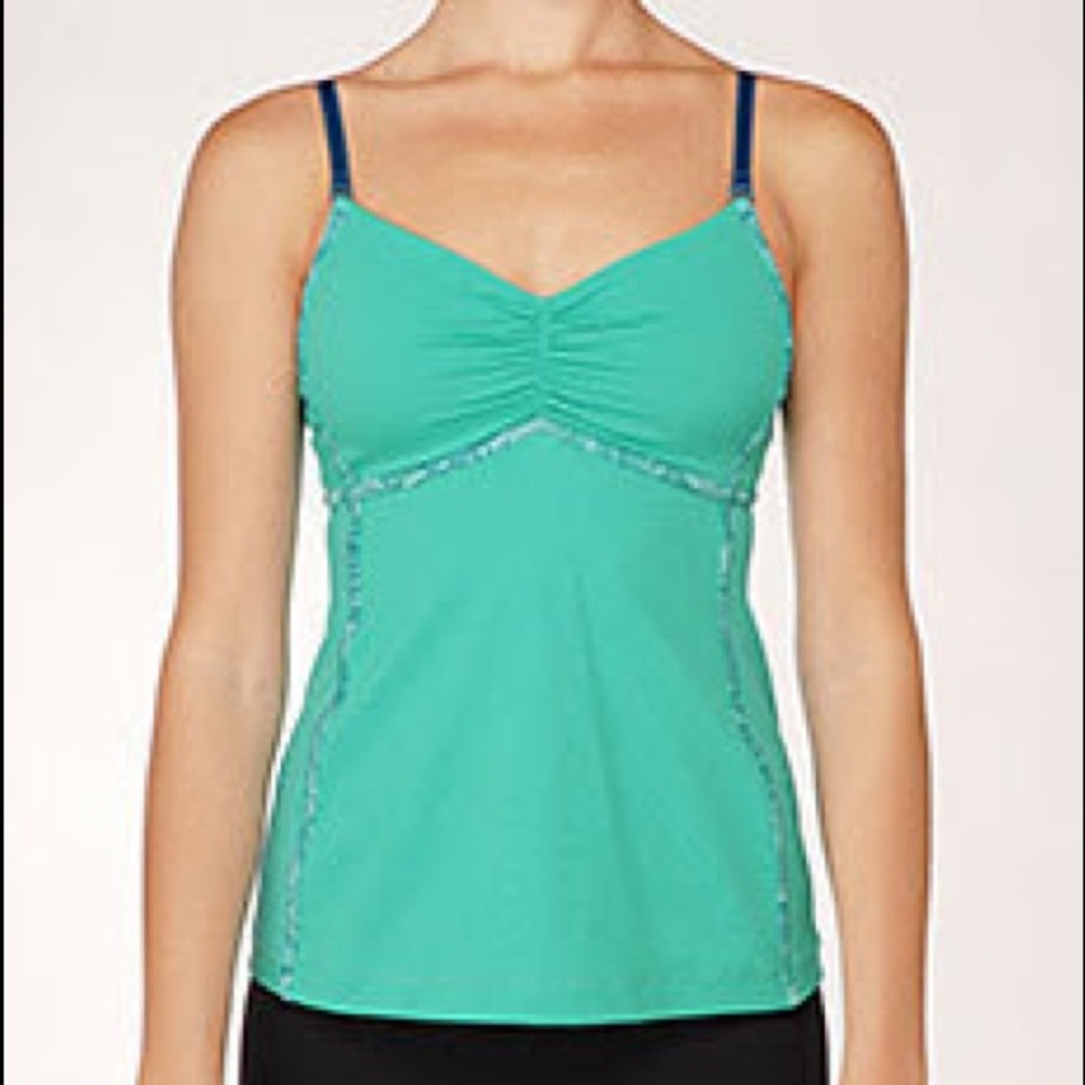 LuluLemon Green and white Conditioning Tank