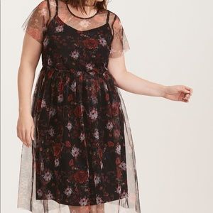 NWT Torrid Mesh Floral Skater Dress size 4 / 26W NWT Torrid Mesh Floral Skater Dress size 4 / 26W