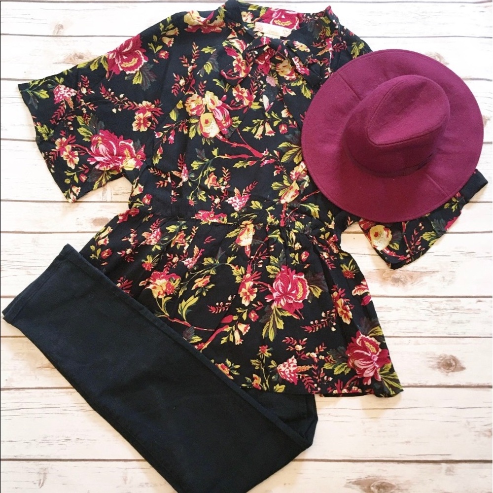 Flying Tomato Top NWT