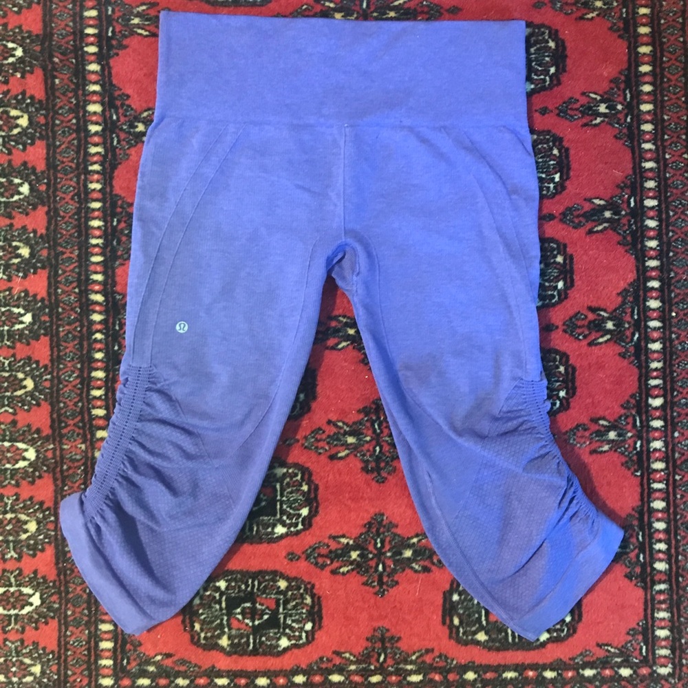 Lululemon purple crops
