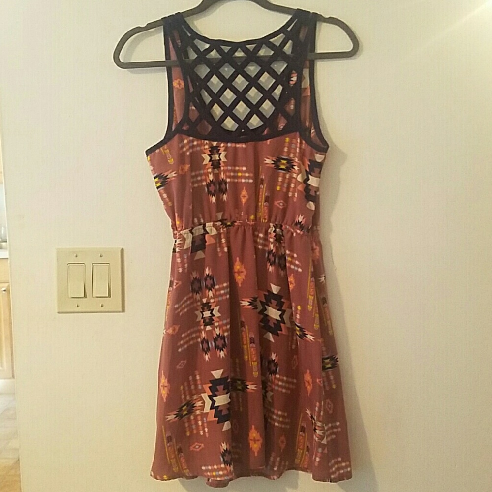 Aztec dress - Picture 2 of 2
