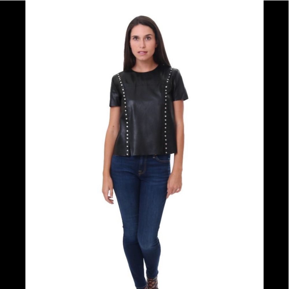 💚DO+BE collection studded top