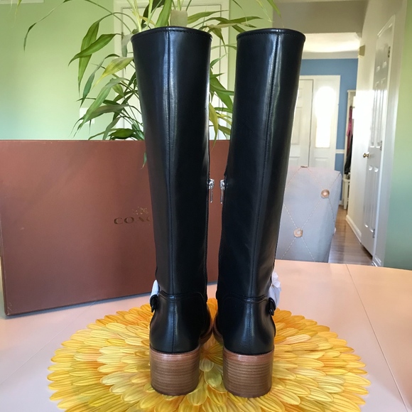 COACH CECILIA SOFT SHINE BOOT - Picture 5 of 7