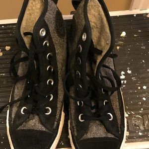 Fur lined authentic converse