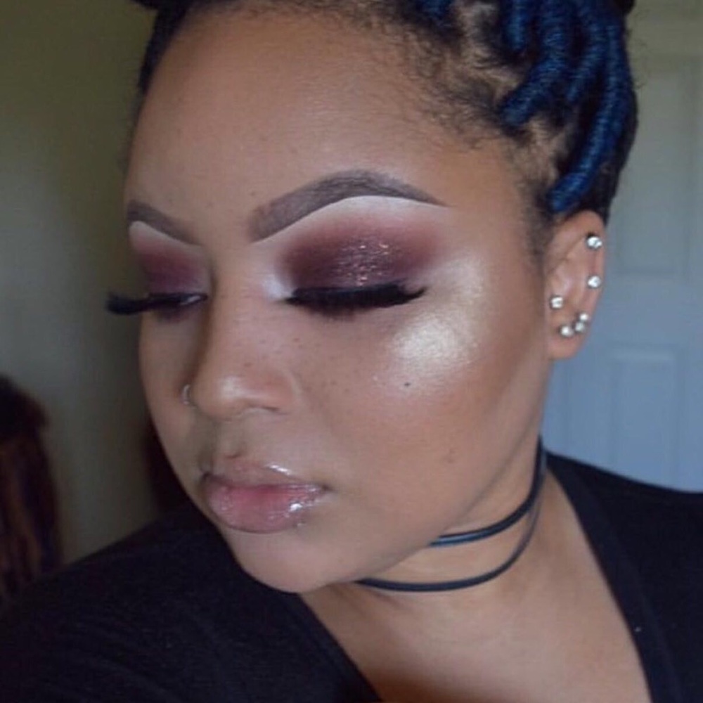 Eyelashes - Picture 2 of 2