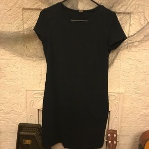 Black t-shirt dress - Old Navy - M