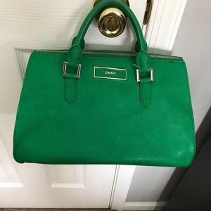 DKNY green bag