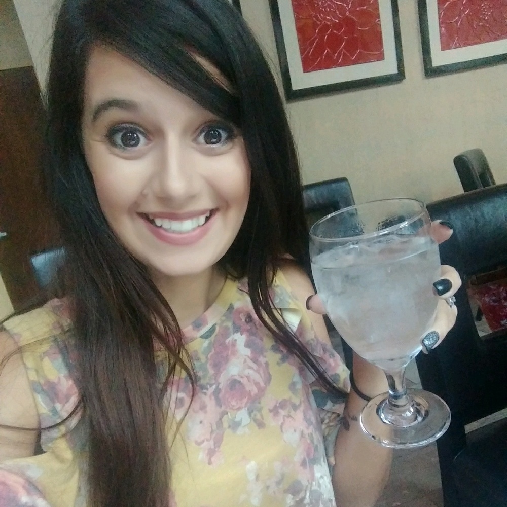 Meet your Posher, Laurin