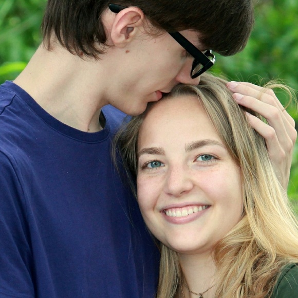 Meet your Posher, Kaylie - Picture 1 of 1