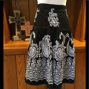 Ann Taylor Black and White Print Skirt
