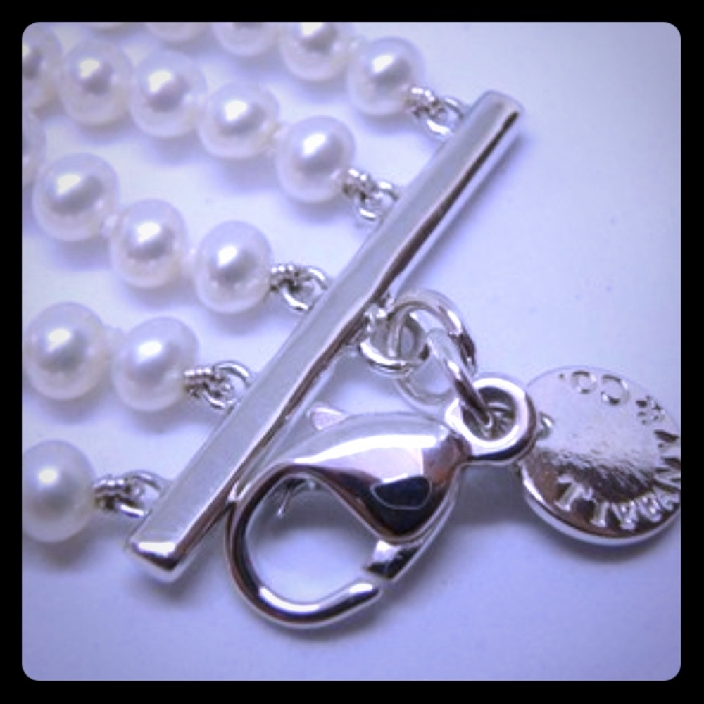 🎈SALE🎉 Tiffany & Co. 5-Strand Pearl Bracelet
