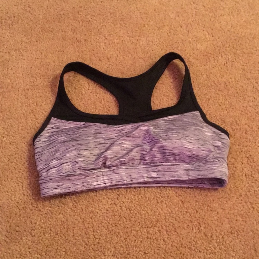 Sports bra