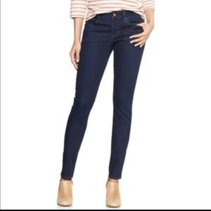 Gap alway skinny dark wash blue jean 27 Gap alway skinny dark wash blue jean 27