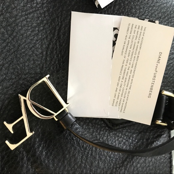 DVF Diane Von Furstenberg Voyage Leather Tote - Picture 8 of 8