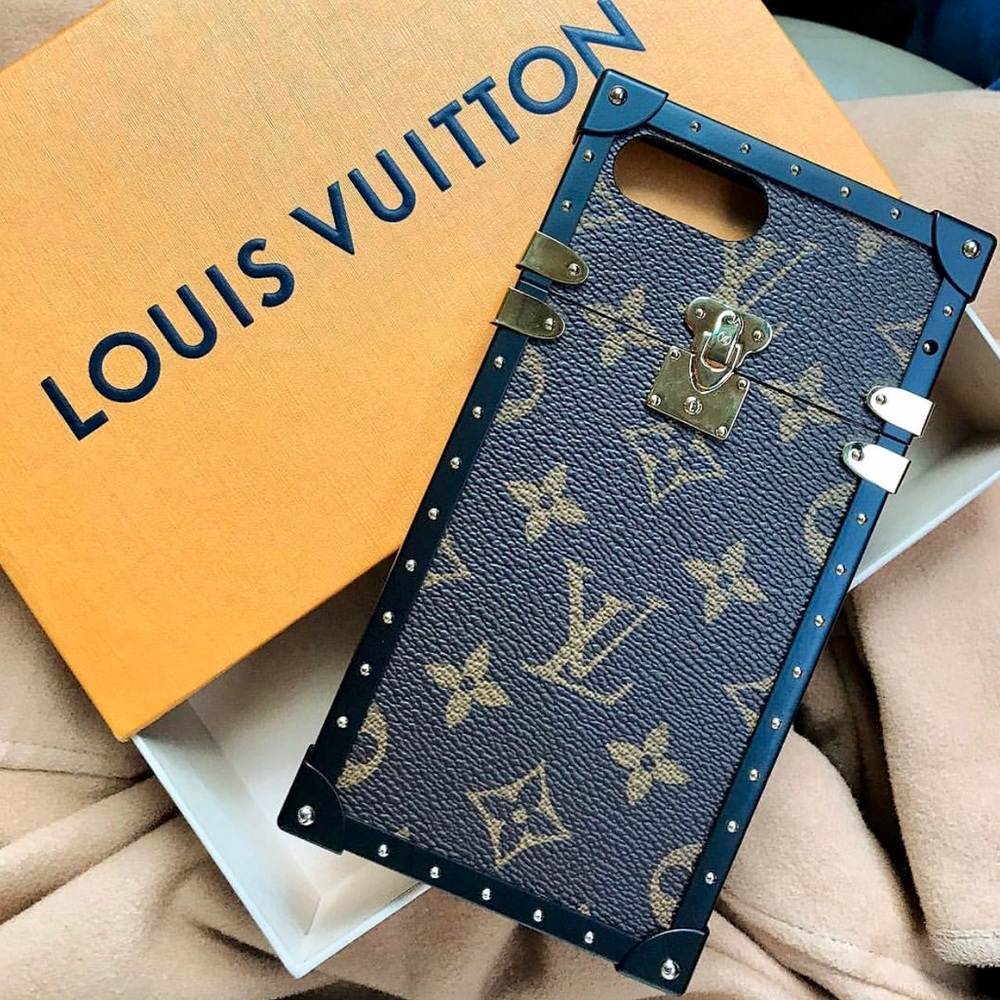 Auth Louis Vuitton Eye trunk Monogram IPhone7 Plus