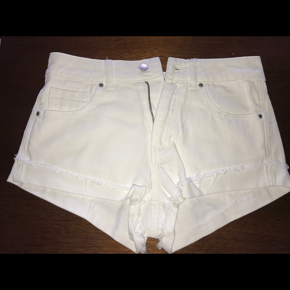 0 American Eagle white denim shorts