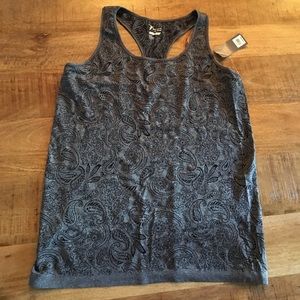 NWT Old Navy Active Go-Dry tank