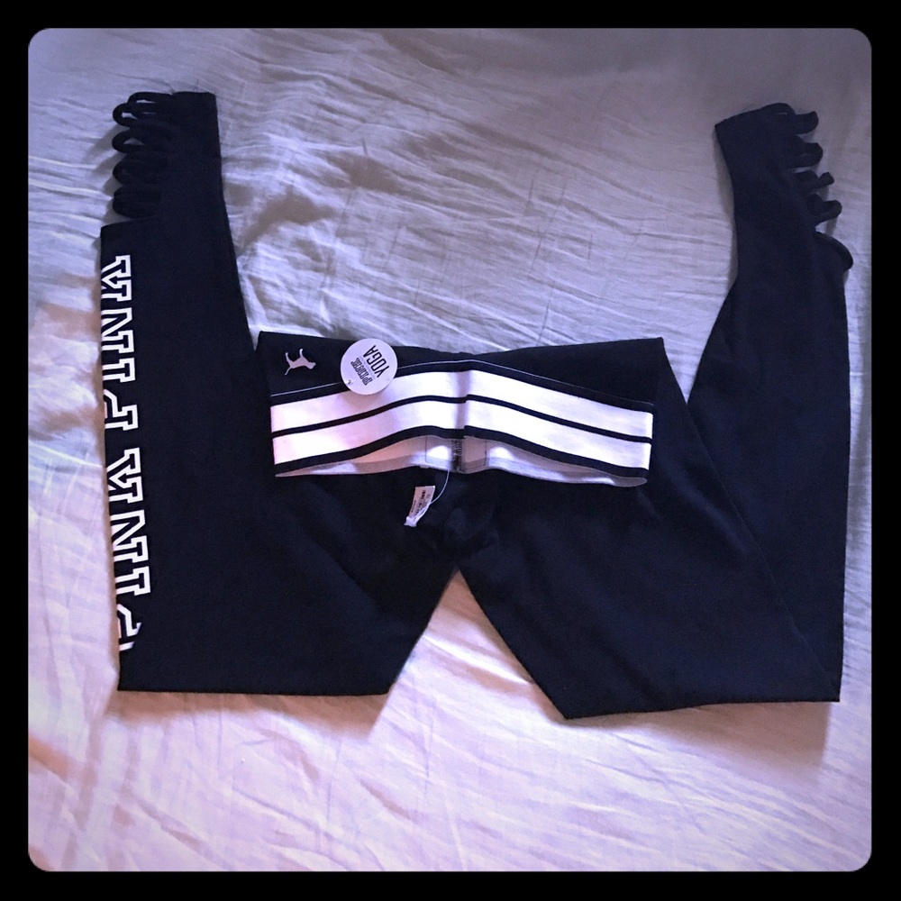 Brand new pink yoga pants (xs)