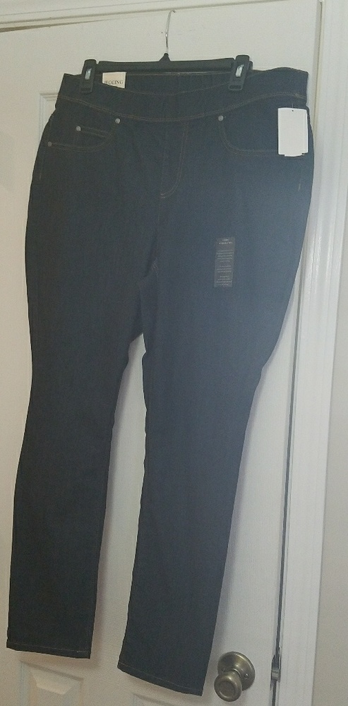 New with Tags Vince Camuto Jeggins