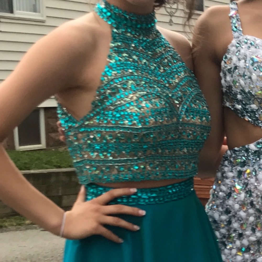 Sherri Hill dress for sale size 00