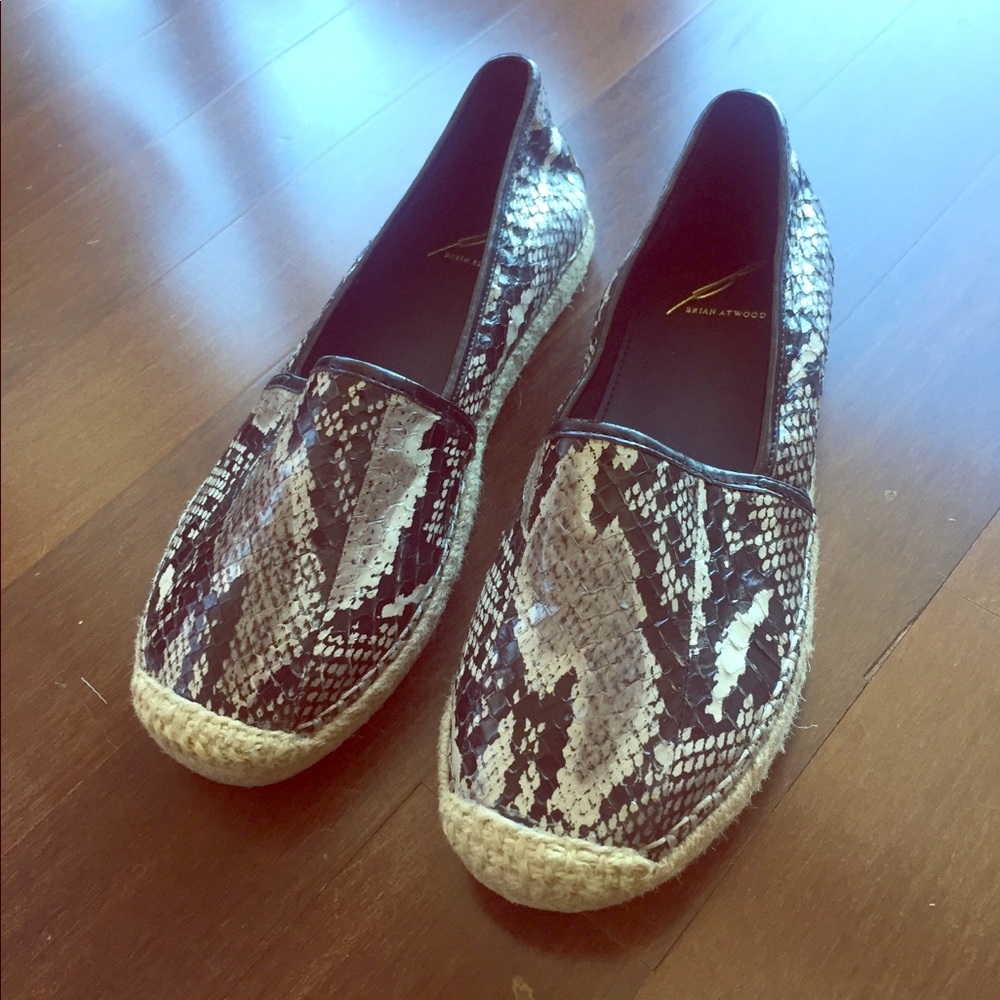 New B Brian Atwood Snakeskin Espadrille Flat Shoes
