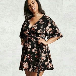 NWOT Forever 21 Plus Size Floral Wrap Dress 3X