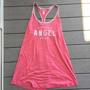 VS sleep tank