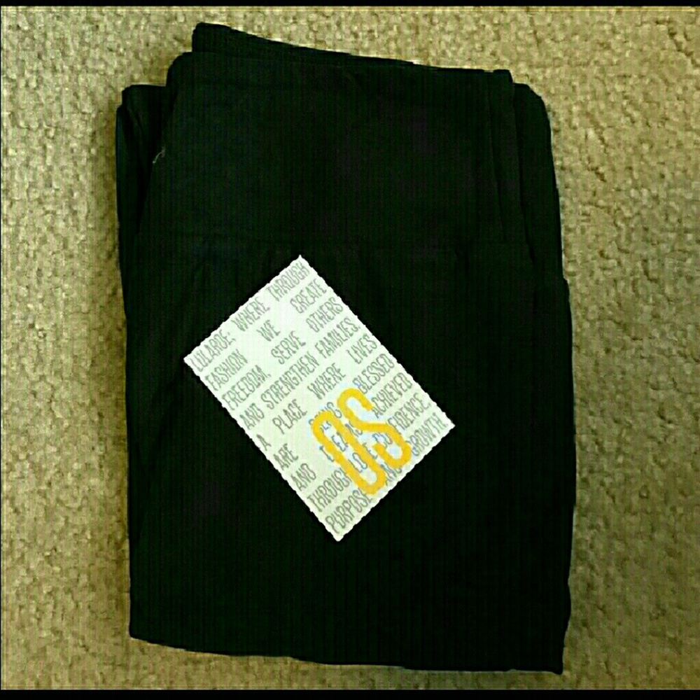 Lularoe NEW BLACK SOLID LEGGINGS OS UNICORN O /S