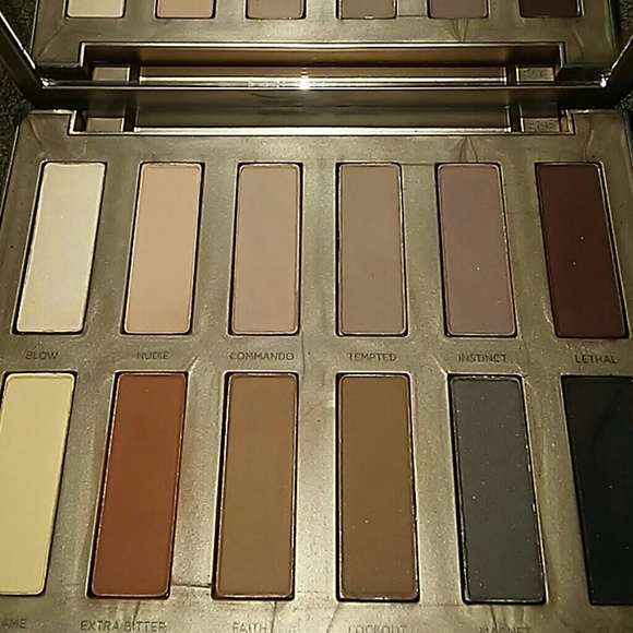 Urban Decay NAKED Ultimate Basics - Picture 2 of 2