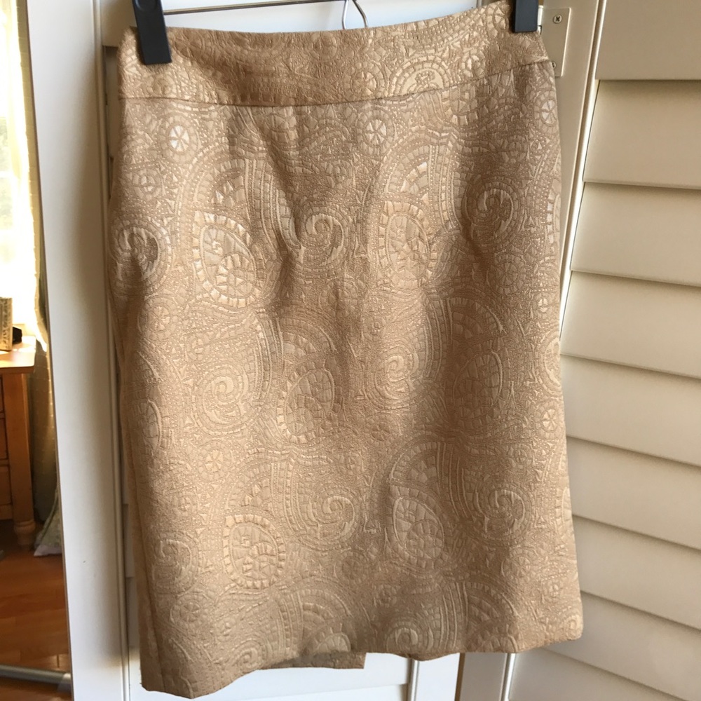 Banana Republic gold pencil skirt
