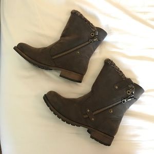 Short Brown Boots