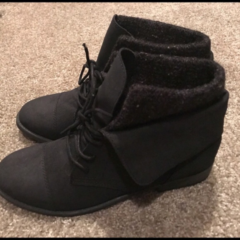 Madden Girl black boots