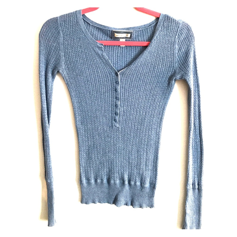 Aeropostale sweater top.