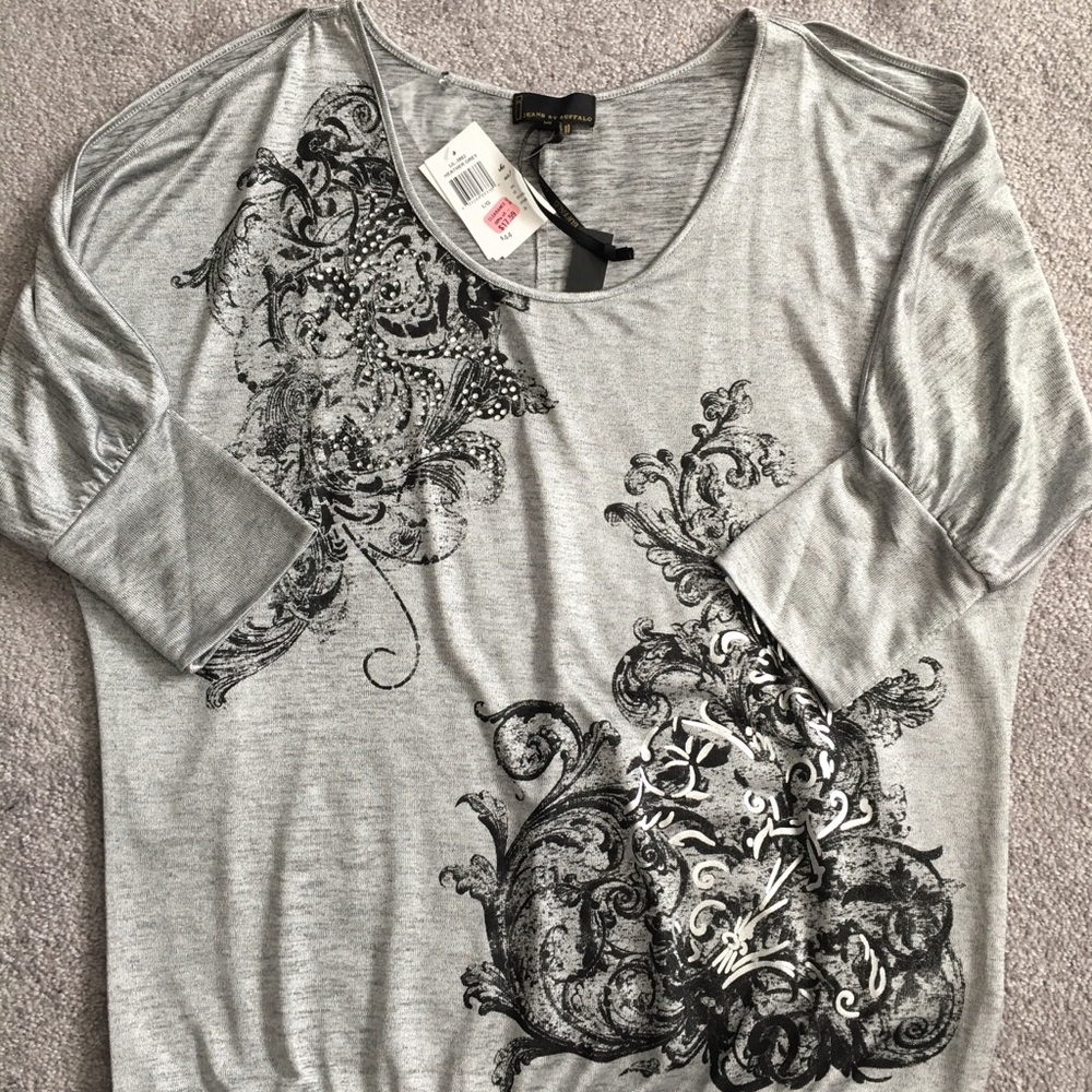 NWT  embellished tunic size L