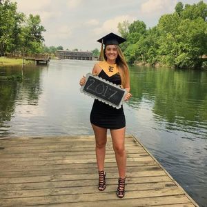 Meet your Posher, Erica