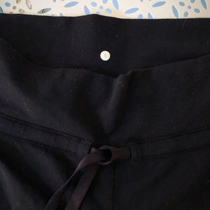 Lululemon NEW Crop Yoga Pants
