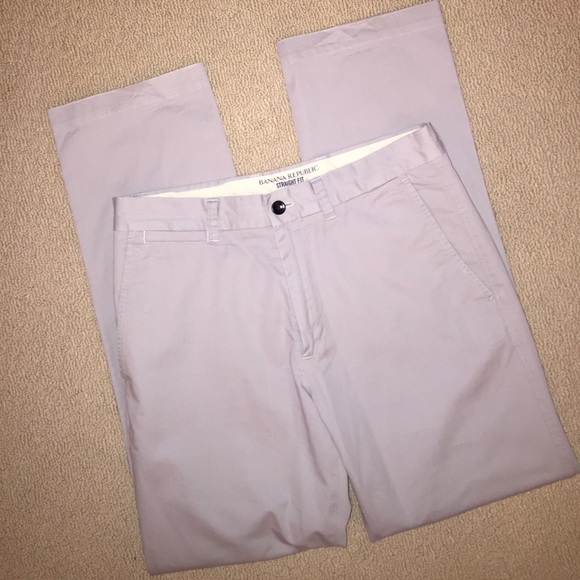 Banana Republic Other - BR straight fit khakis 31 x 32