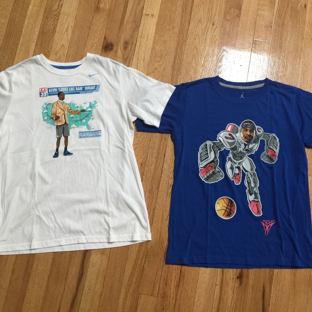 Boys Nike Graphic T Shirt Blue & White (L & XL )