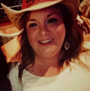 Meet your Posher, Betsy