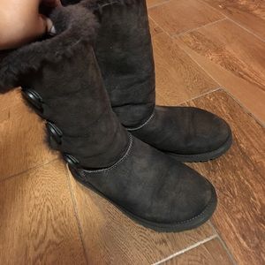 Ugg tall boots