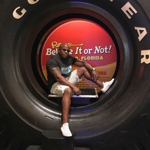 Meet your Posher, Ernest