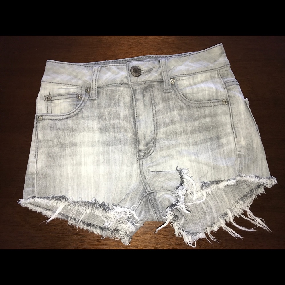 Size 0 American Eagle grey shorts