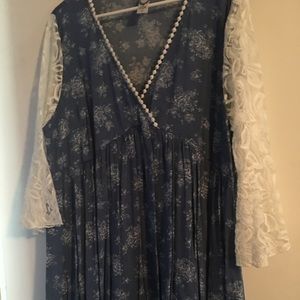 Blue dress with lace sleeves