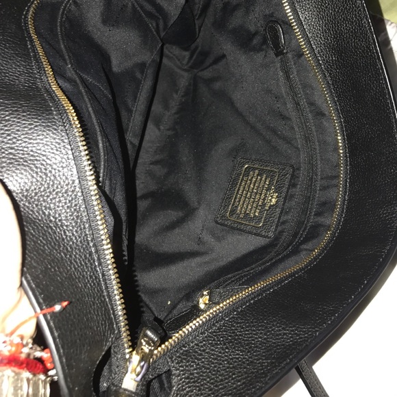 Handbag - Picture 3 of 3