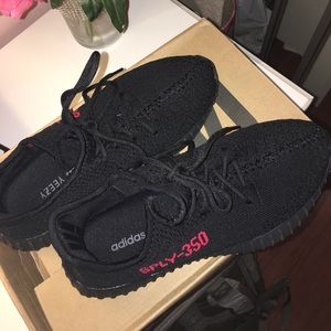 YEEZY BOOST 350